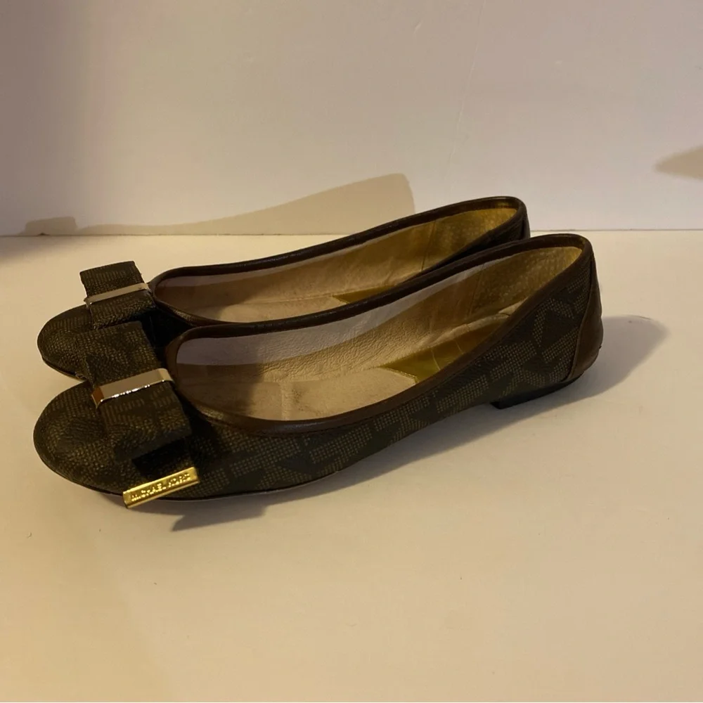 Michael Kors Flats Size 7.5 - Picture 2 of 14